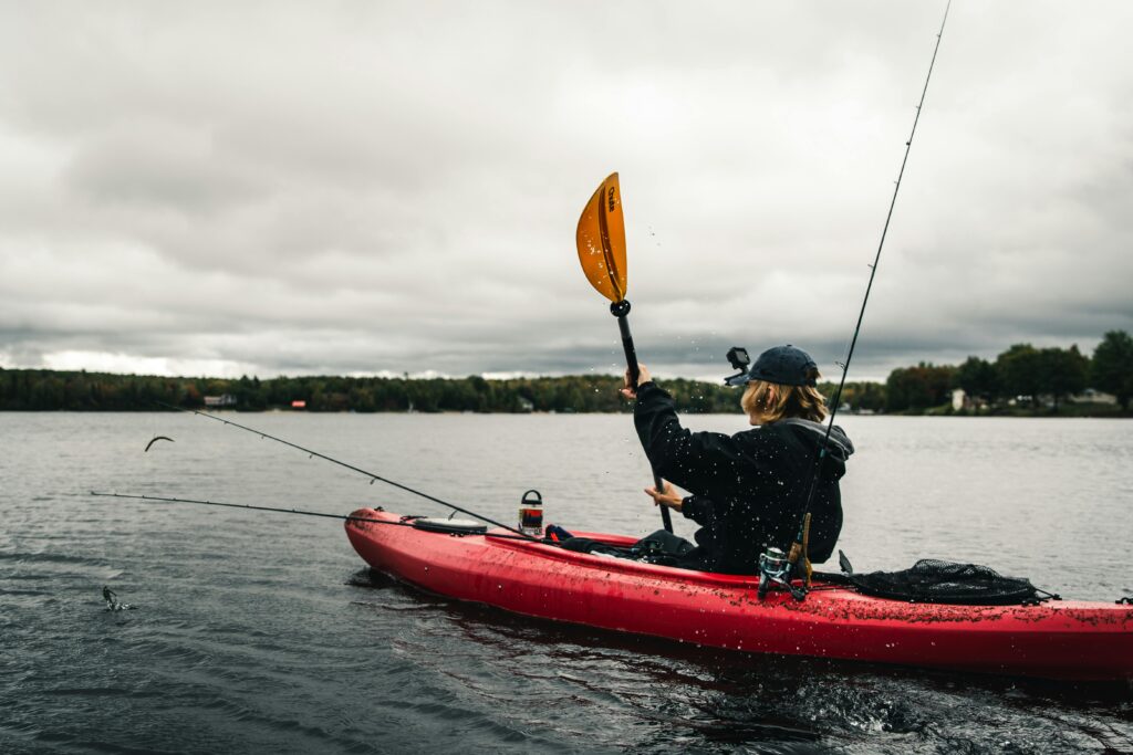 como remar no caiaque de pesca caiaque de pesca